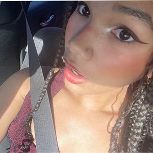 Meet your Posher, Natalia